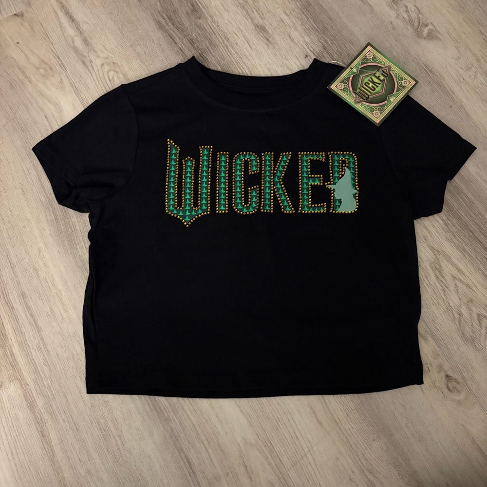 Universal Studios Large NWT Wicked Musical Black Crop Top Shirt Black Green